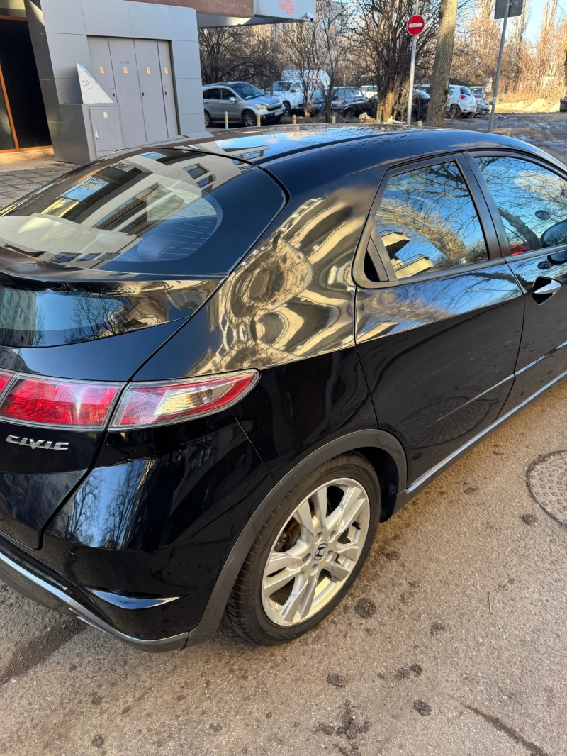 Honda Civic 1.8 / EXECUTIVE /* FACELIFT* / БЕЗ РЪЖДА , снимка 10 - Автомобили и джипове - 48382047