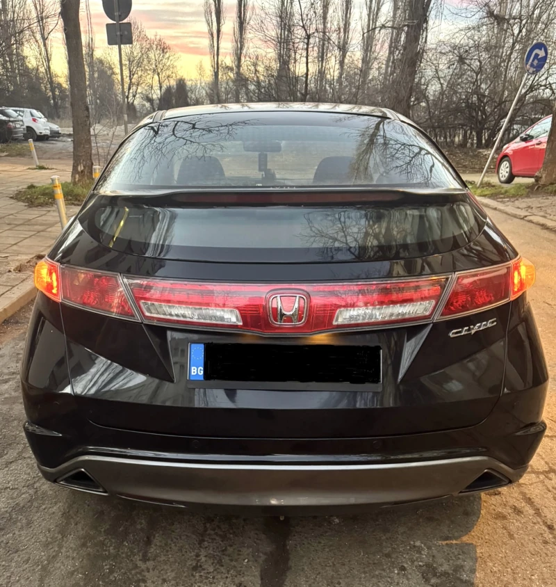 Honda Civic 1.8 / EXECUTIVE /* FACELIFT* / БЕЗ РЪЖДА , снимка 14 - Автомобили и джипове - 48382047