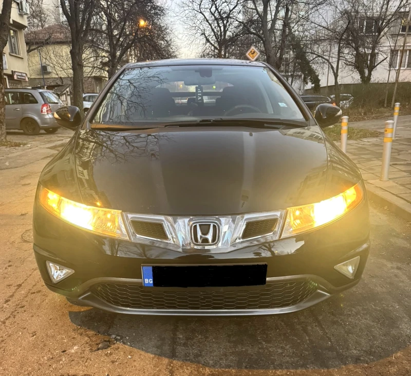 Honda Civic 1.8 / EXECUTIVE /* FACELIFT* / БЕЗ РЪЖДА , снимка 2 - Автомобили и джипове - 48382047