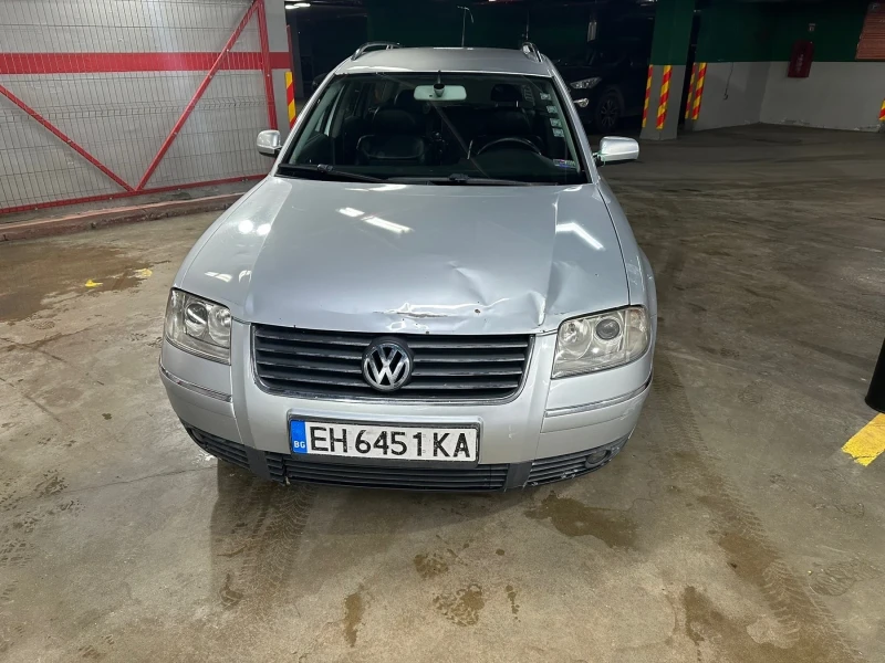 VW Passat Комби, снимка 7 - Автомобили и джипове - 48783168