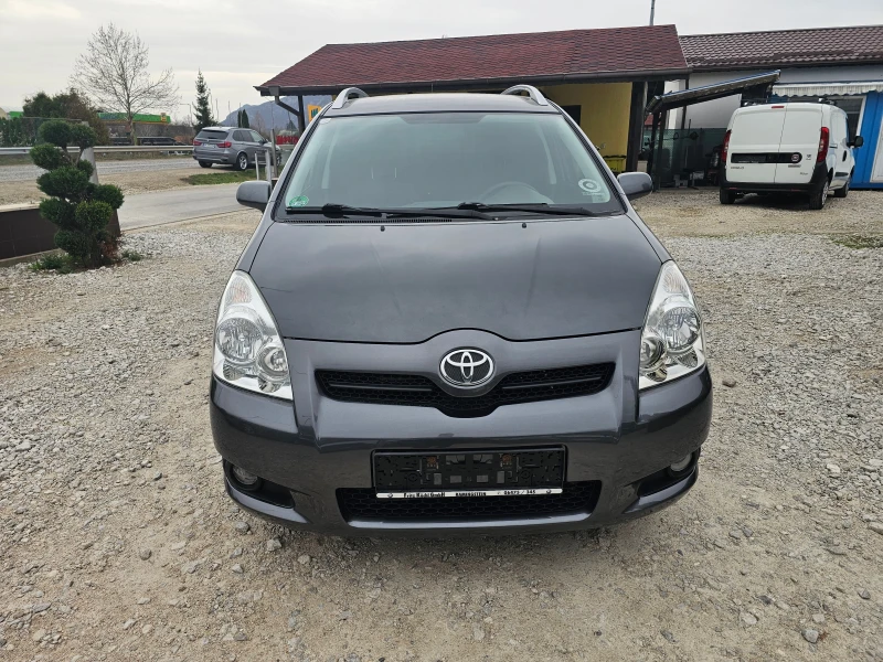 Toyota Corolla verso 2.2 D-4D 136кс! !КЛИМАТРОНИК, снимка 8 - Автомобили и джипове - 49553619