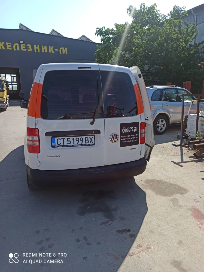 VW Caddy Метан, снимка 4 - Автомобили и джипове - 51879445
