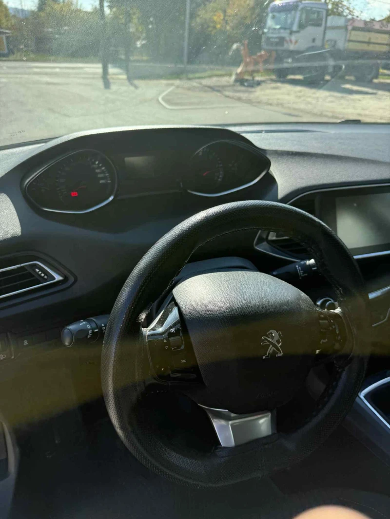 Peugeot 308, снимка 9 - Автомобили и джипове - 52167119
