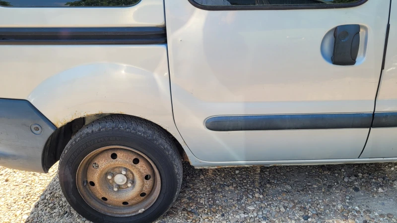 Renault Kangoo, снимка 7 - Автомобили и джипове - 52210182