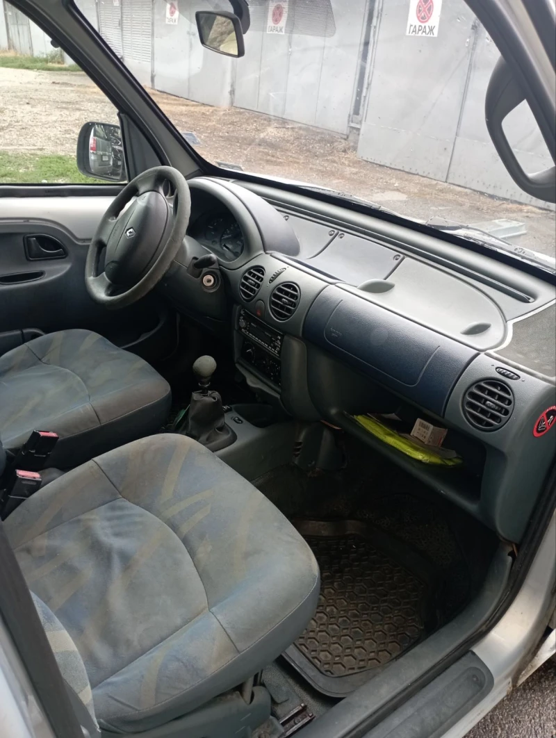 Renault Kangoo, снимка 16 - Автомобили и джипове - 52210182