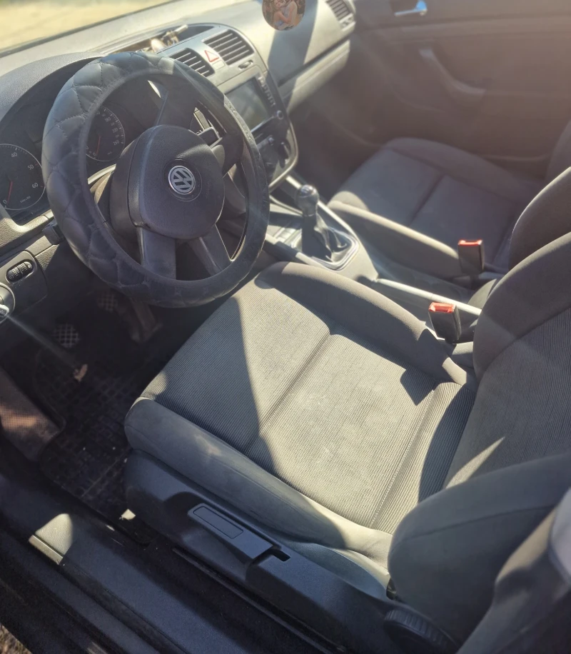 VW Golf, снимка 7 - Автомобили и джипове - 52258667