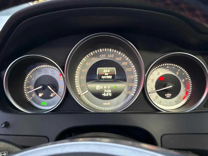 Mercedes-Benz C 350 * CARFAX * ЦЕНА ДО БЪЛГАРИЯ, снимка 9 - Автомобили и джипове - 52693757
