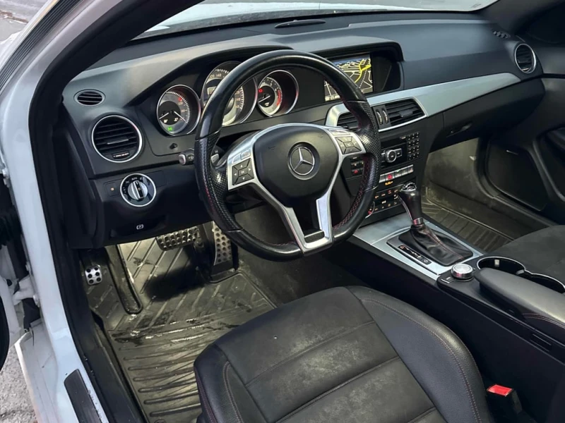 Mercedes-Benz C 350 * CARFAX * ЦЕНА ДО БЪЛГАРИЯ, снимка 8 - Автомобили и джипове - 52693757