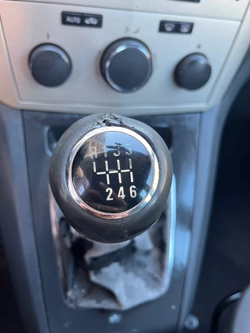 Opel Zafira, снимка 11 - Автомобили и джипове - 52857370