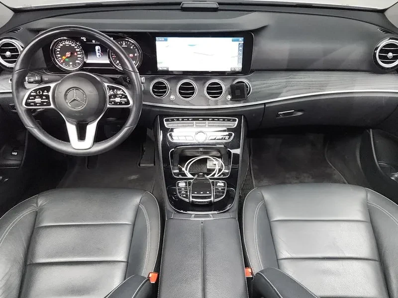 Mercedes-Benz E 200 D Avantgarde, снимка 7 - Автомобили и джипове - 55952413