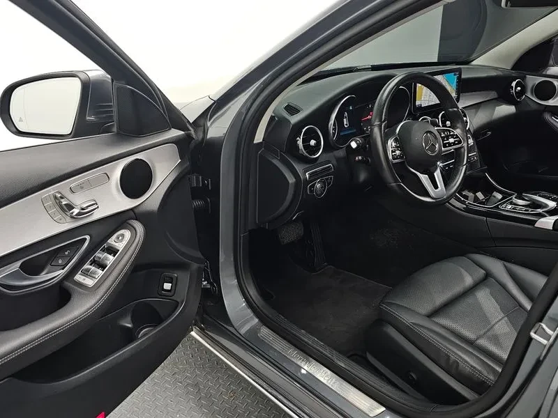 Mercedes-Benz C 200 W205 AVANTAGARDE* ПОДГРЕВ* ПАМЕТ* НАВИГАЦИЯ, снимка 10 - Автомобили и джипове - 56656055