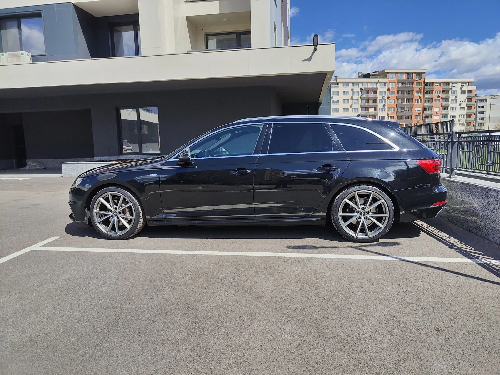 Audi A4 2.0TDI/3XS-line/QUATTRO/MATRIX/Virtual Coc - изображение 3