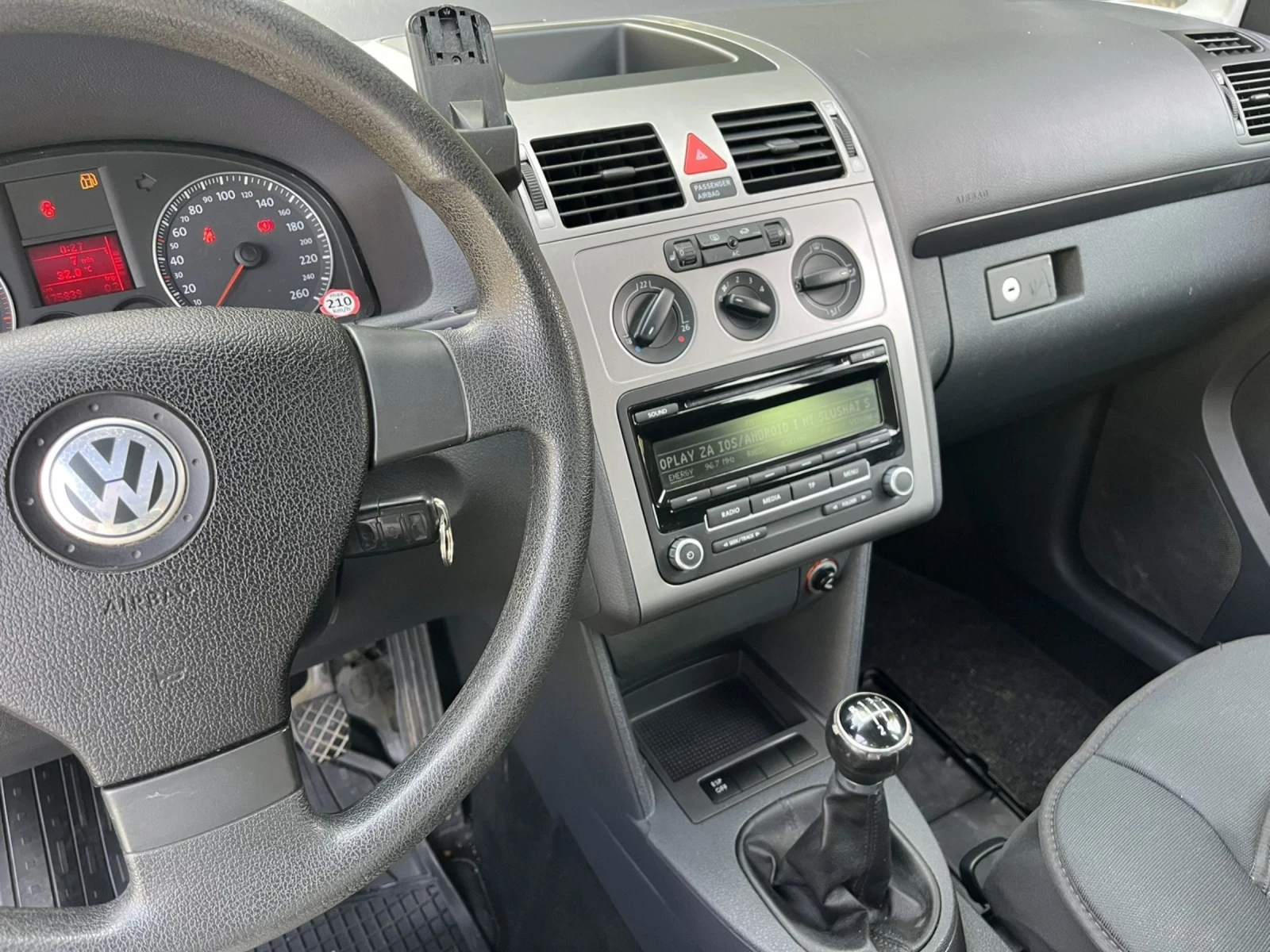 VW Touran 2.0 Бензин+ Метан Face - изображение 9