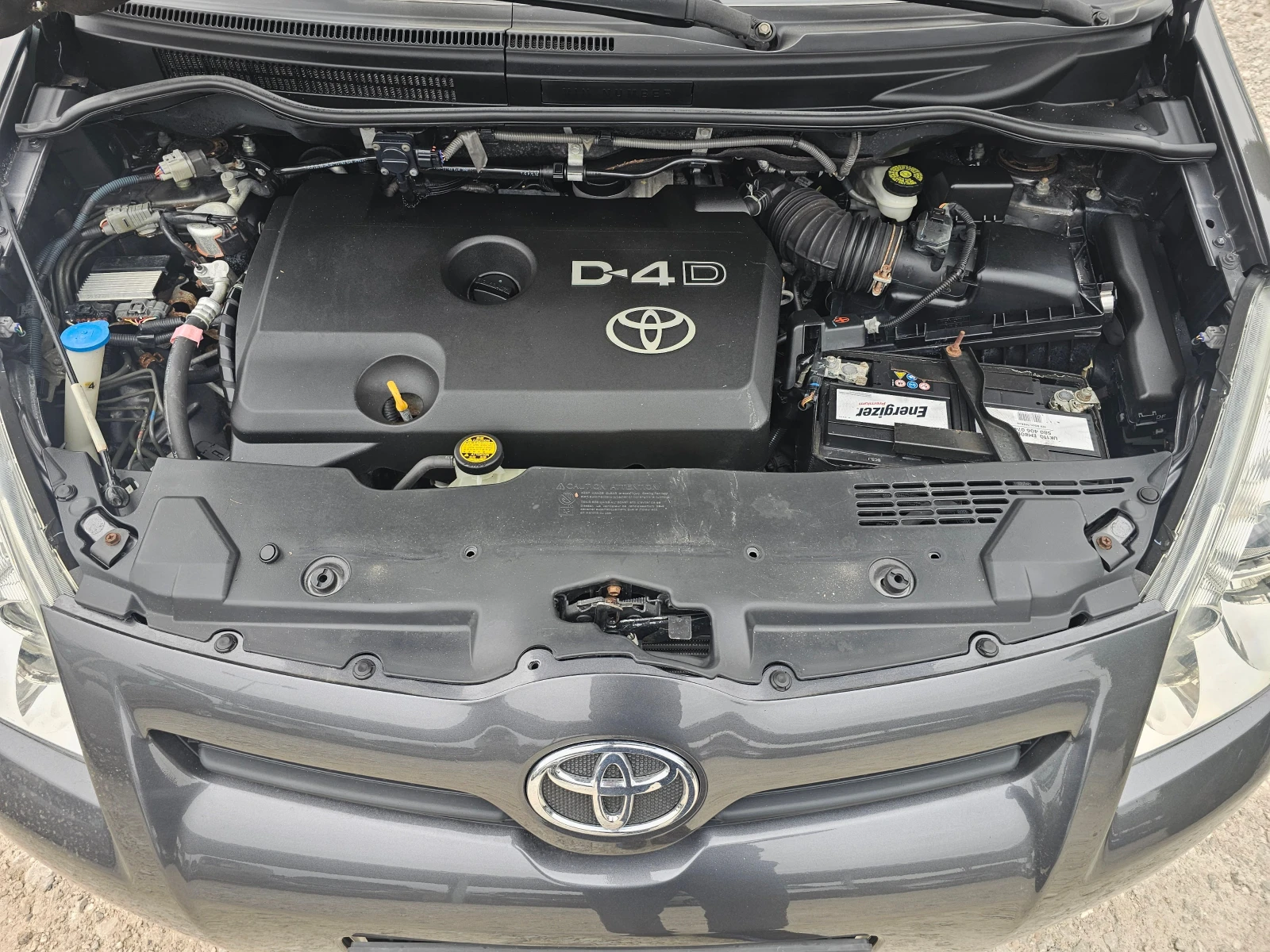 Toyota Corolla verso 2.2 D-4D 136кс! !КЛИМАТРОНИК | Mobile.bg — изображение 16