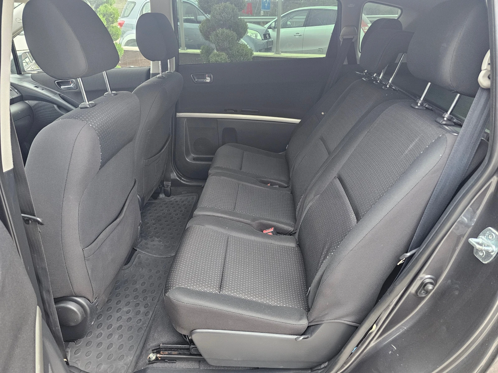 Toyota Corolla verso 2.2 D-4D 136кс! !КЛИМАТРОНИК | Mobile.bg — изображение 14