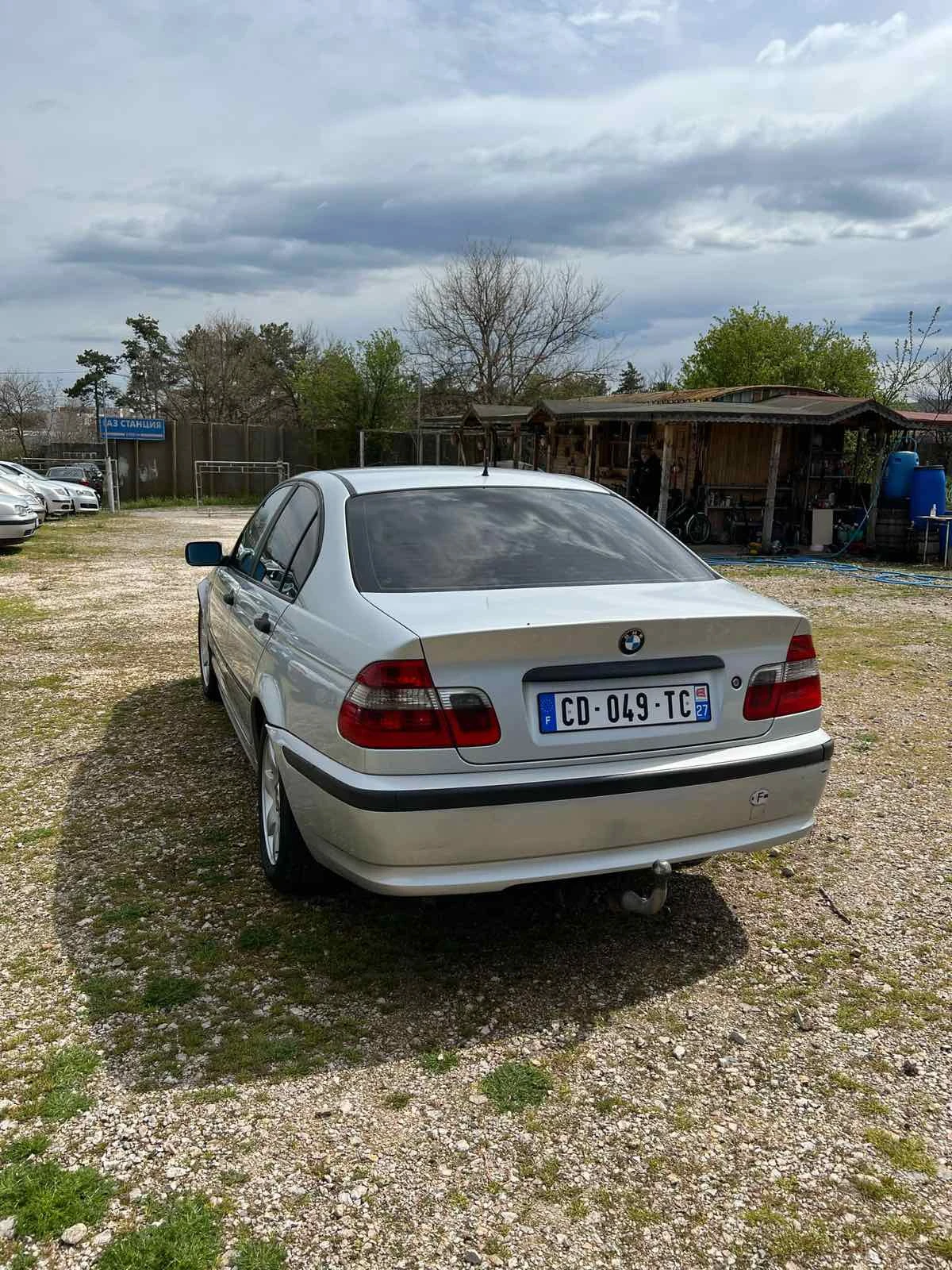 BMW 320 2.0D 150k.c - изображение 2