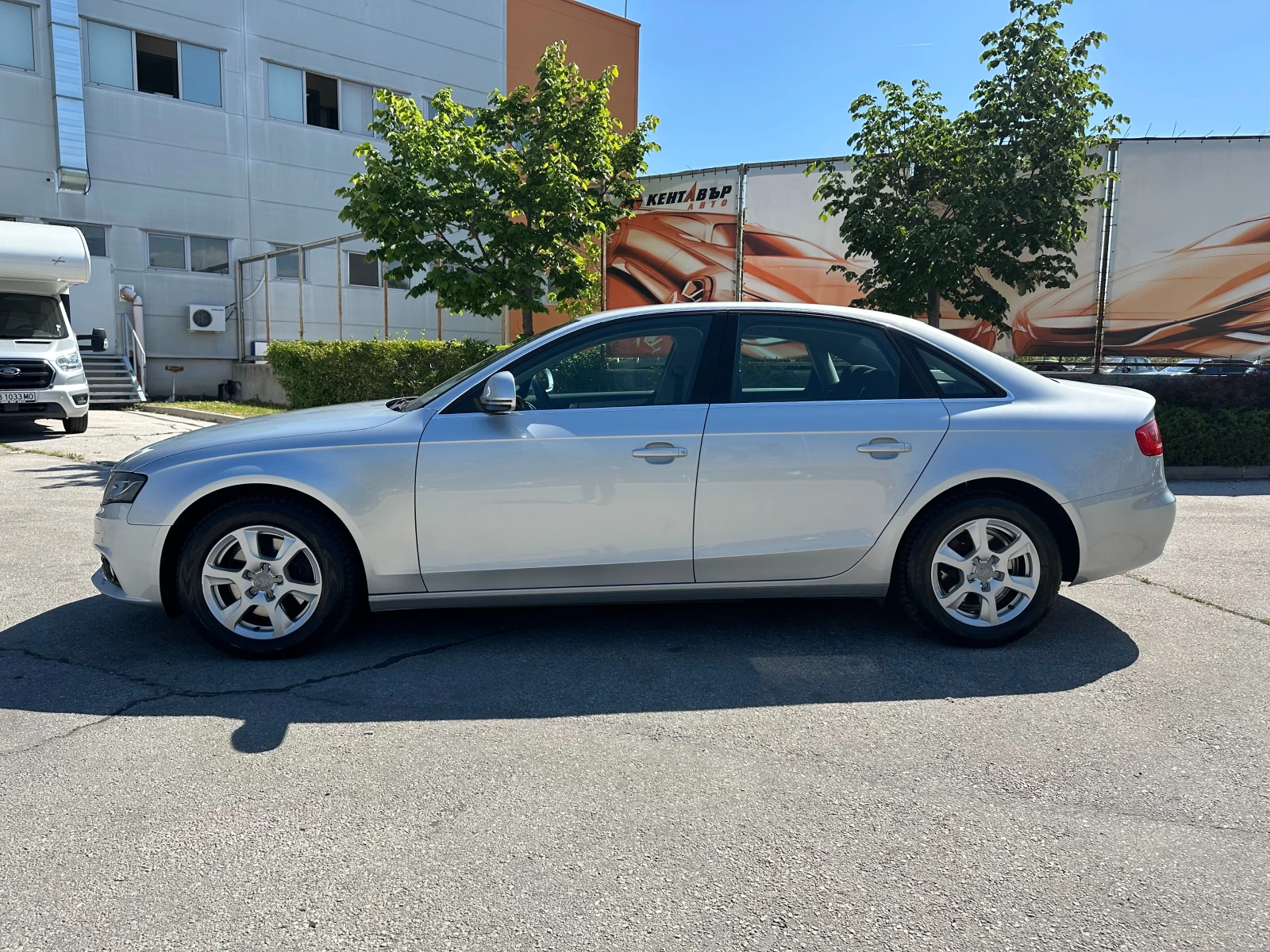 Audi A4 2.0i 180 к.с. - изображение 2