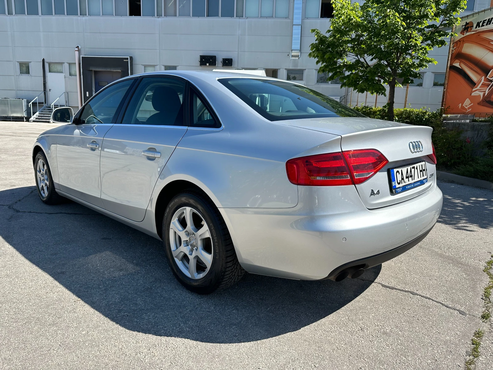 Audi A4 2.0i 180 к.с. - изображение 3