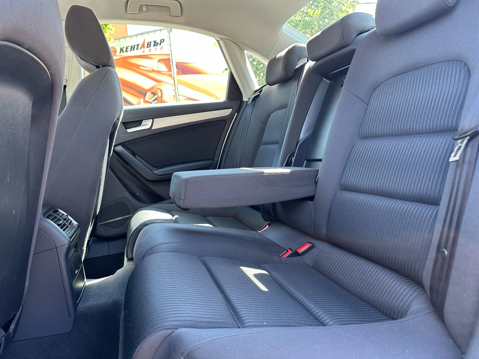 Audi A4 2.0i 180 к.с. - изображение 9