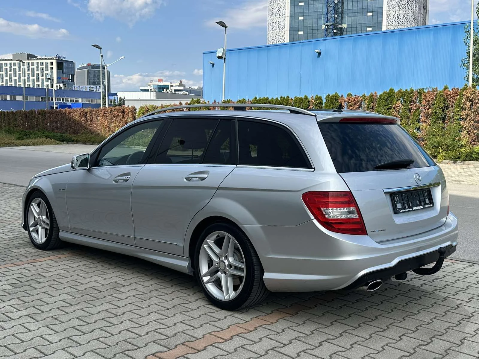 Mercedes-Benz C 250 CDI* 4 MATIC* AMG LINE-TOP FULL FULL ШВЕЙЦАРИЯ - изображение 4