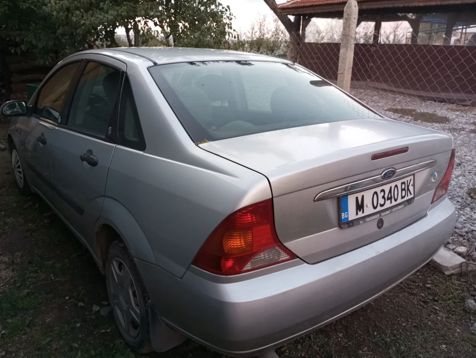 Ford Focus 1.8 - изображение 3
