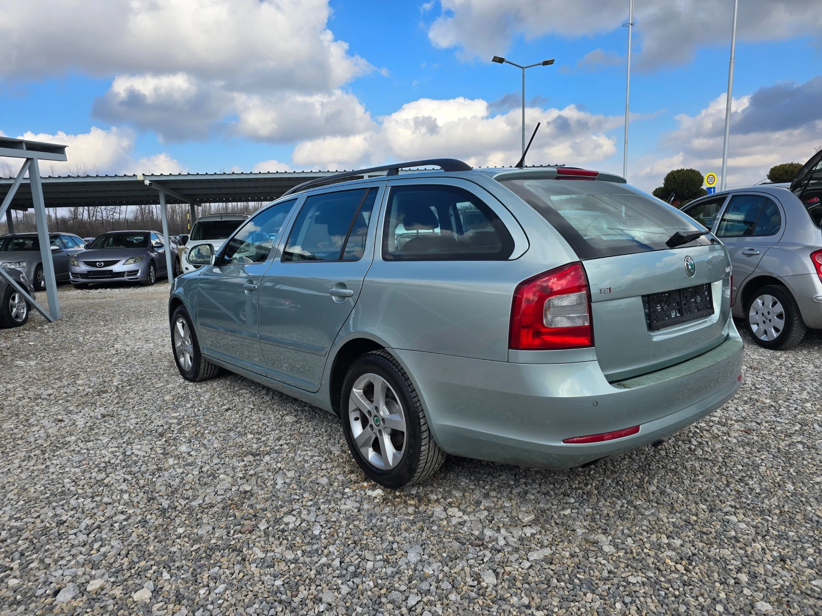 Skoda Octavia 2.0TDI 140кс ! ! РЕАЛНИ КИЛОМЕТРИ - изображение 3