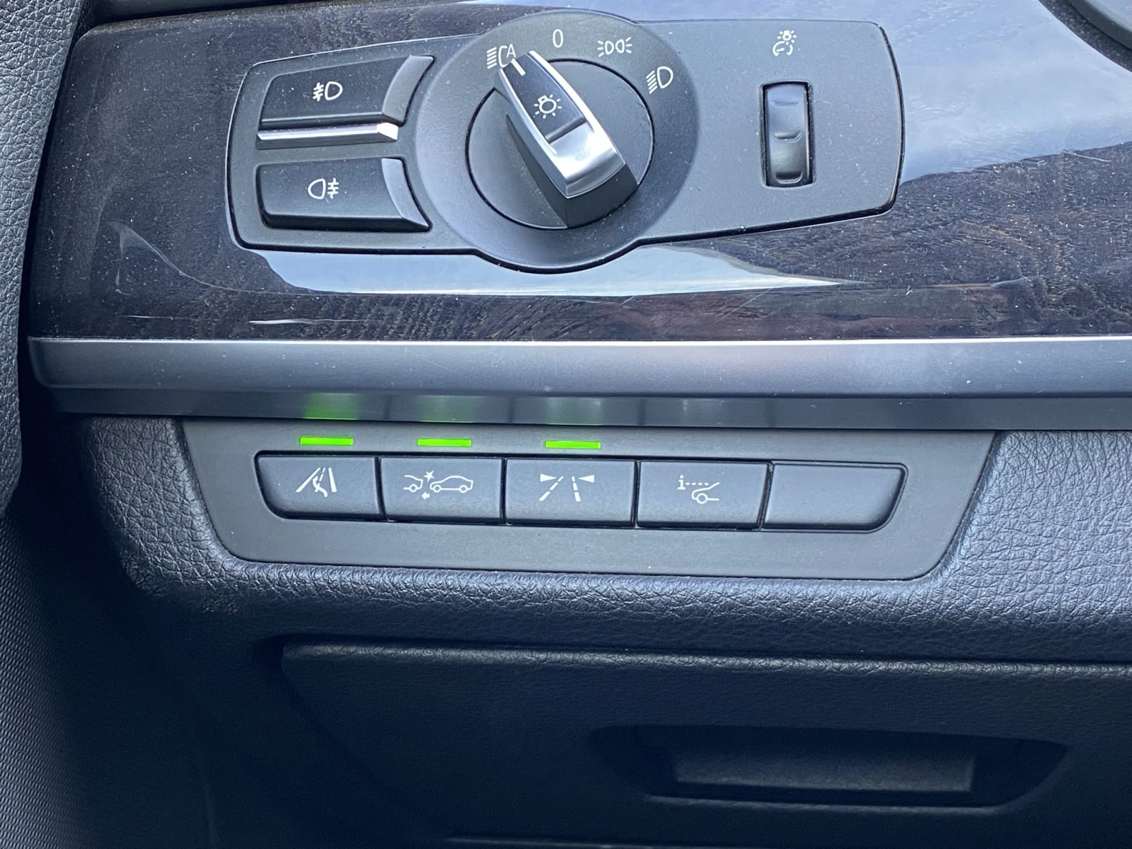 BMW 750 F02 LONG 4.4 408 hp, снимка 17 - Автомобили и джипове - 53904954