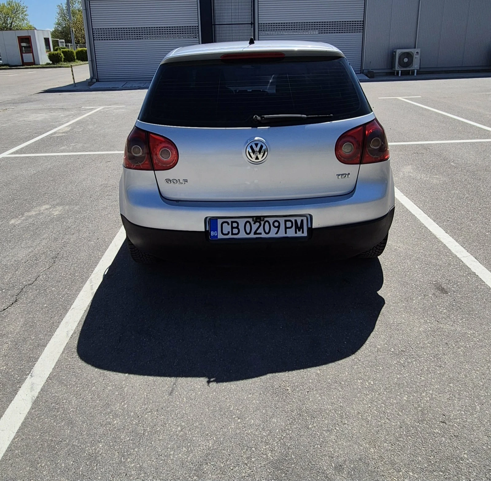 VW Golf V 1.9 TDI - DSG, снимка 4 - Автомобили и джипове - 54311698