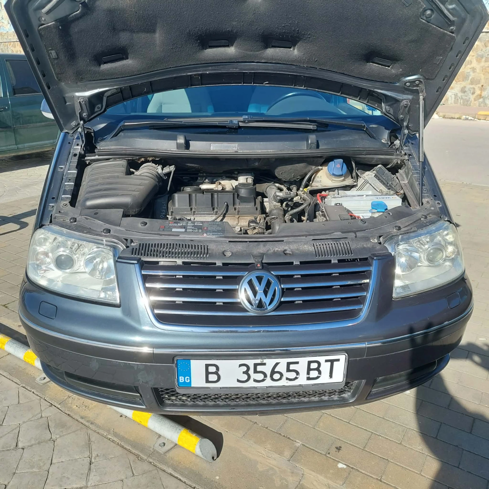 VW Sharan 1.9 TDI, снимка 10 - Автомобили и джипове - 54358232