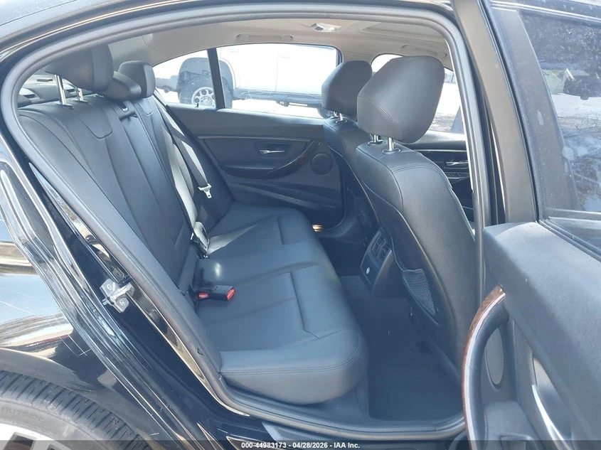 BMW 328 2.0l I, снимка 8 - Автомобили и джипове - 54410689