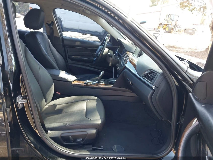 BMW 328 2.0l I, снимка 5 - Автомобили и джипове - 54410689