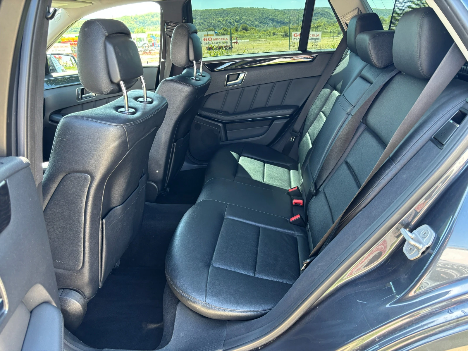 Mercedes-Benz E 220 CDI Avantgarde 6 Скорости, снимка 9 - Автомобили и джипове - 54592822