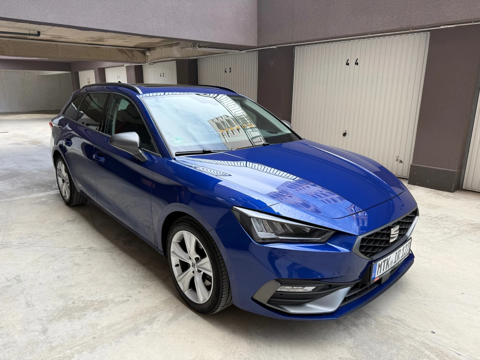 Seat Leon 2.0d DSG Fr, снимка 7 - Автомобили и джипове - 54742049