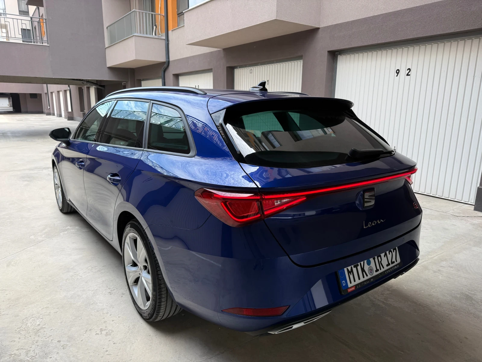 Seat Leon 2.0d DSG Fr, снимка 3 - Автомобили и джипове - 54742049