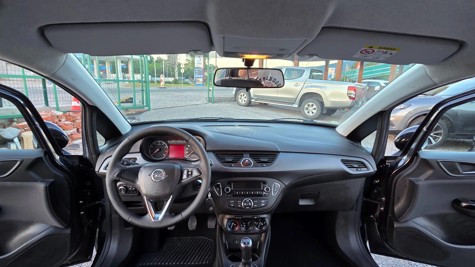 Opel Corsa 1.4i GPL, снимка 11 - Автомобили и джипове - 54972271