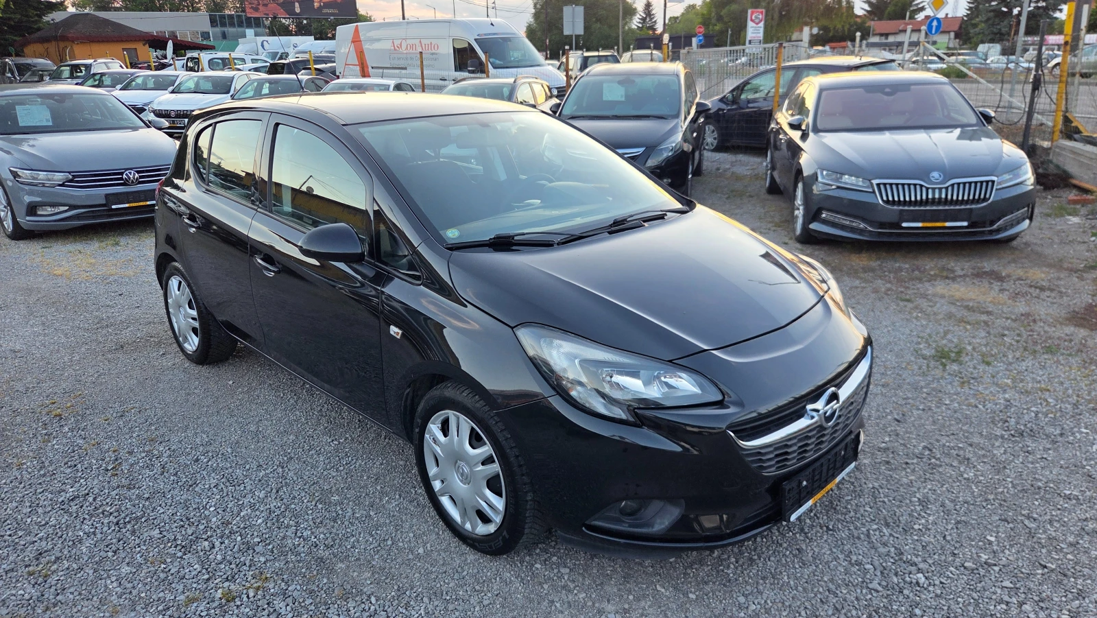 Opel Corsa 1.4i GPL, снимка 2 - Автомобили и джипове - 54972271