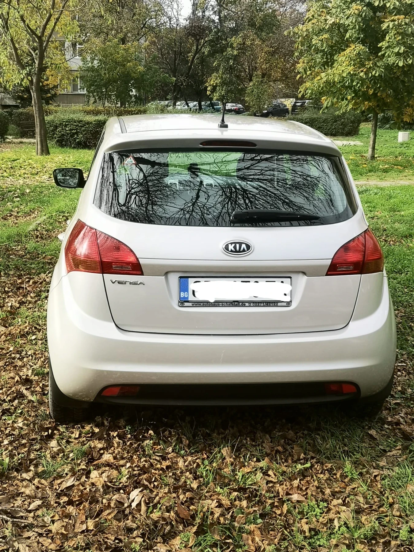 Kia Venga, снимка 2 - Автомобили и джипове - 55015074