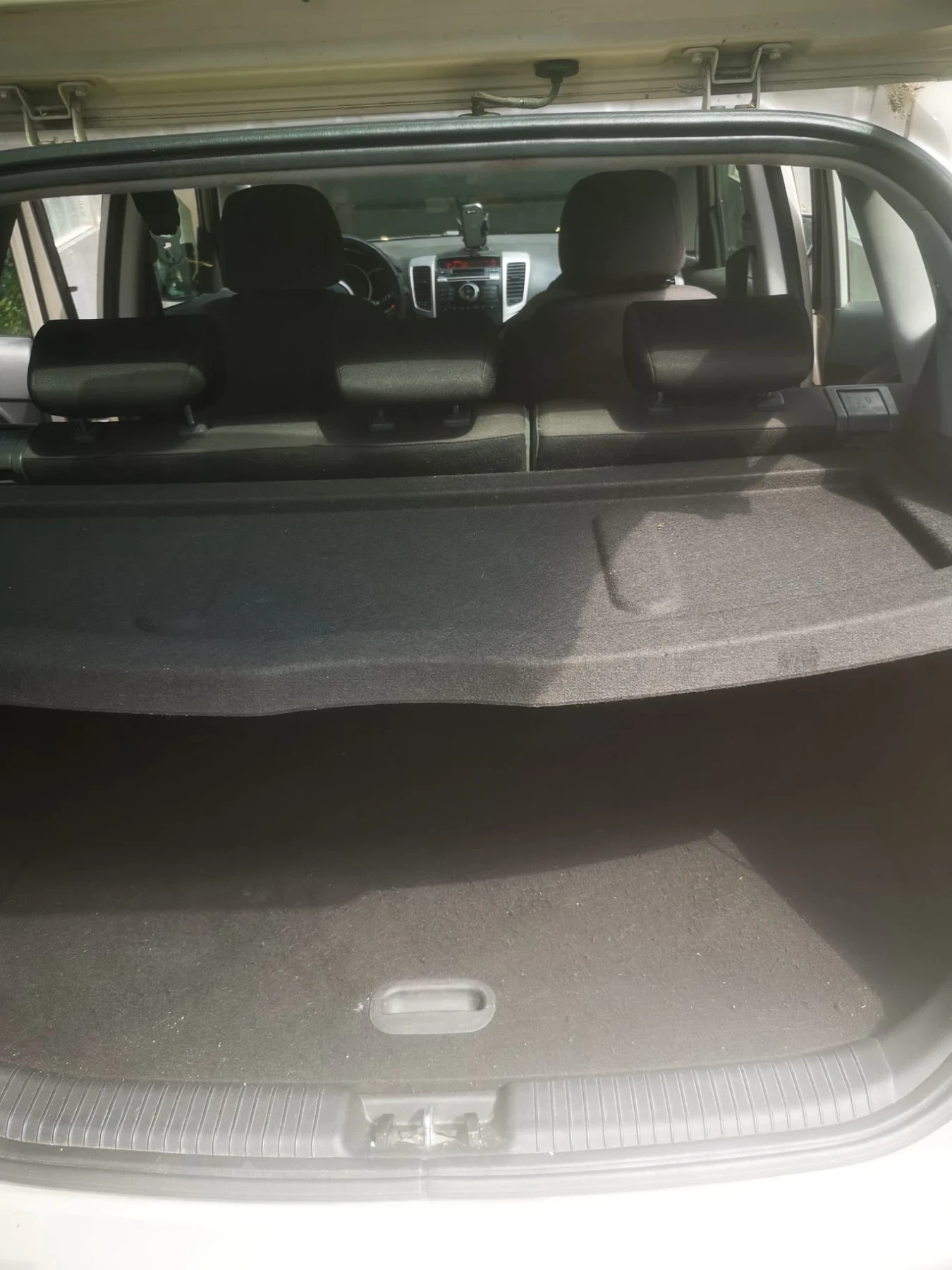 Kia Venga, снимка 9 - Автомобили и джипове - 55015074