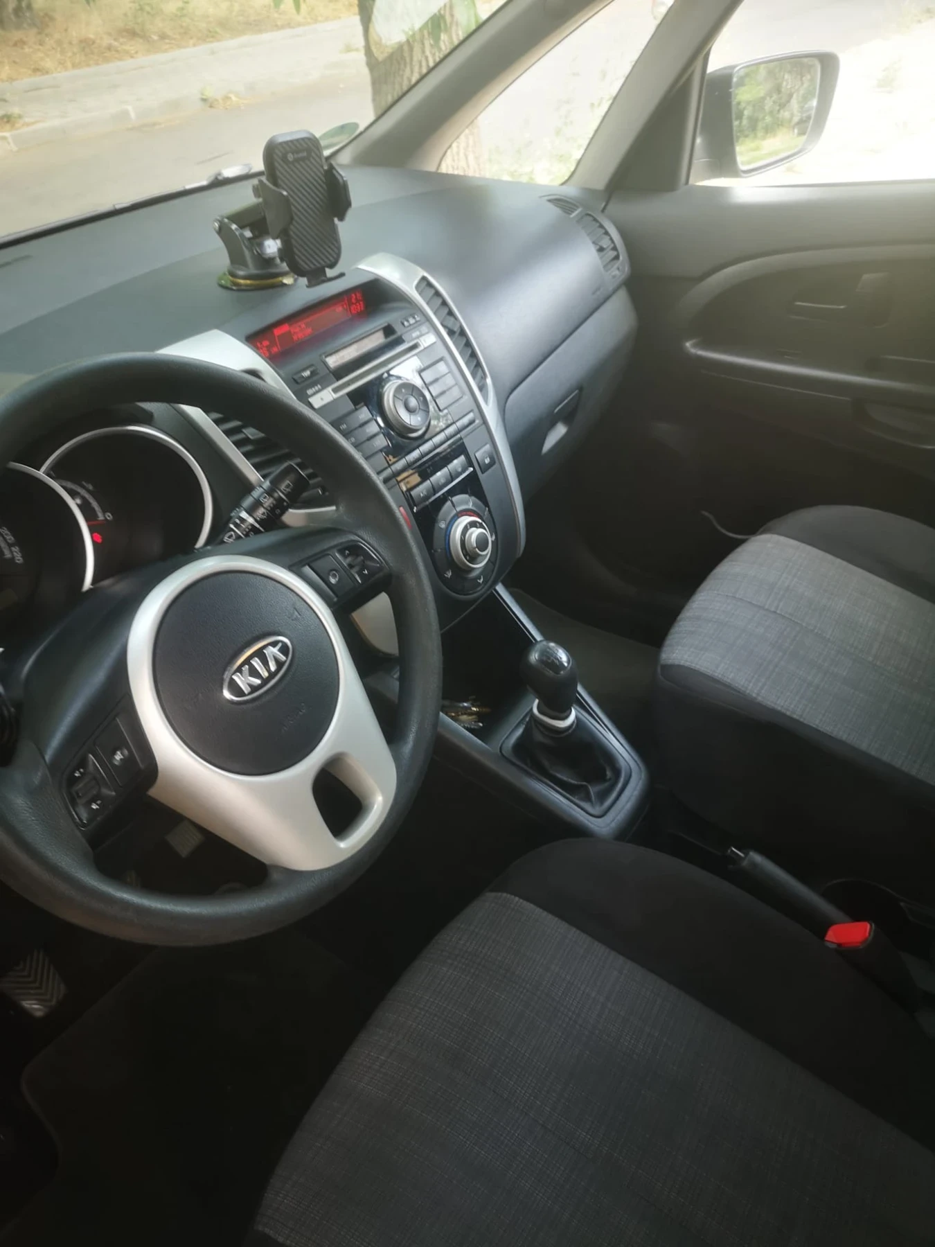 Kia Venga, снимка 7 - Автомобили и джипове - 55015074