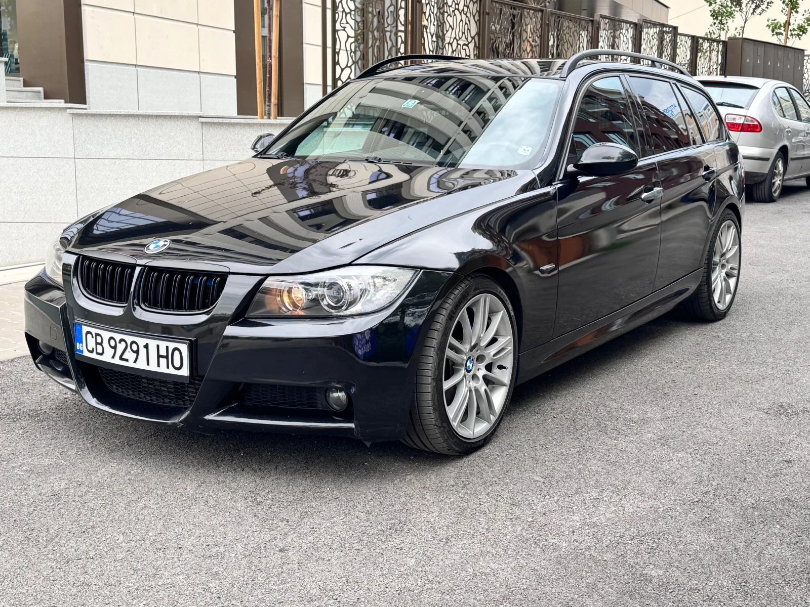 BMW 330 xd, снимка 3 - Автомобили и джипове - 55213135