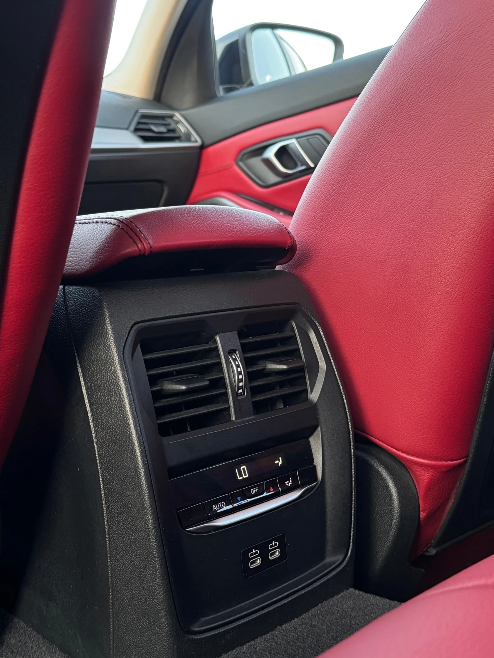 BMW 318 G20 150hp Automatic, снимка 10 - Автомобили и джипове - 55450694