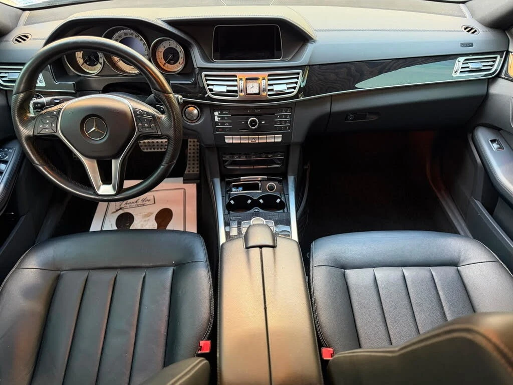 Mercedes-Benz E 400 4MATIC* FACE* AMG LINE* 7 МЕСТА   , снимка 2 - Автомобили и джипове - 55451417