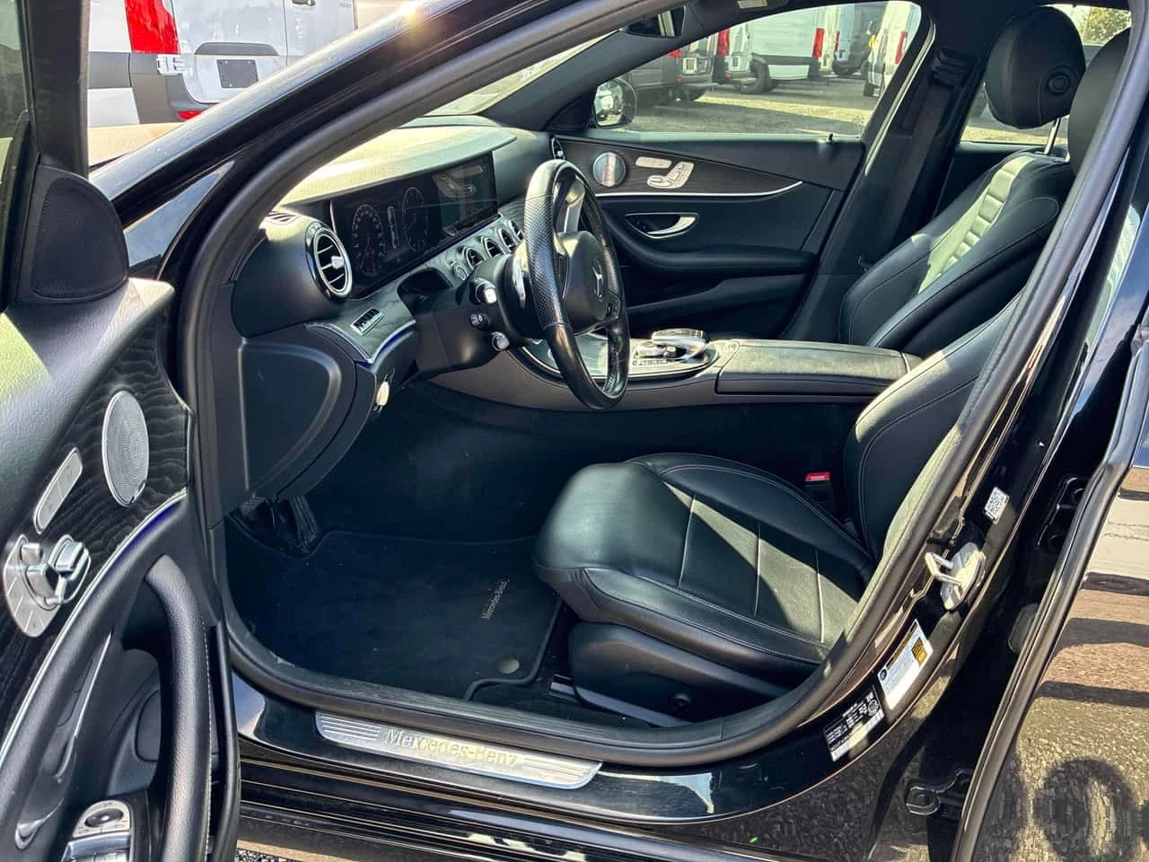 Mercedes-Benz E 400 4MATIC * BURMESTER * CARFAX *  | Mobile.bg � ����������� 7
