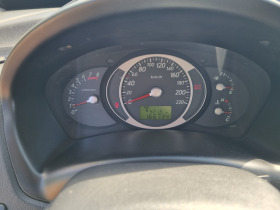 Hyundai Tucson 2.0i  Газ инж. 4х4, снимка 11