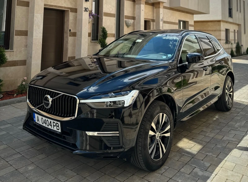 Volvo XC60 B5 MILD HYBRID AWD 4x4, снимка 1 - Автомобили и джипове - 47467775