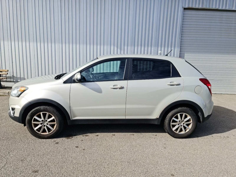 SsangYong Korando 2.0D 4WD, снимка 8 - Автомобили и джипове - 51352620