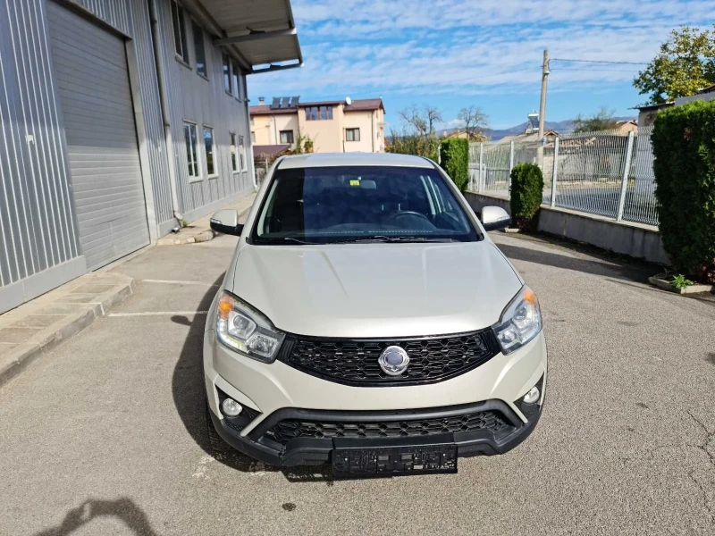 SsangYong Korando 2.0D 4WD, снимка 4 - Автомобили и джипове - 51352620