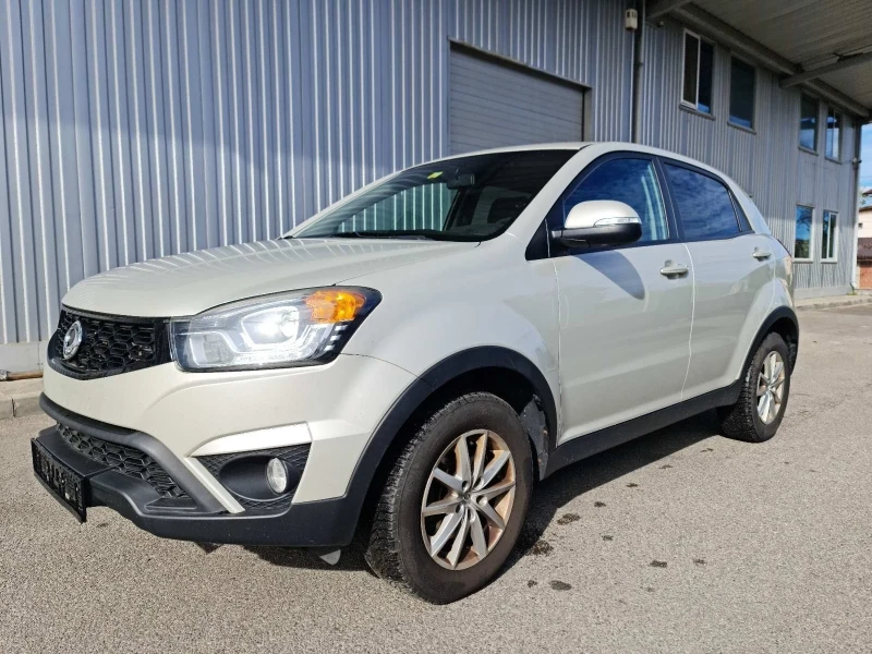 SsangYong Korando 2.0D 4WD, снимка 2 - Автомобили и джипове - 51352620