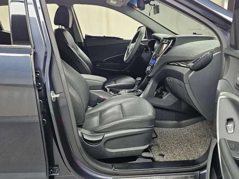 Hyundai Santa fe 2.0 4Wd Premium, снимка 11 - Автомобили и джипове - 53349230