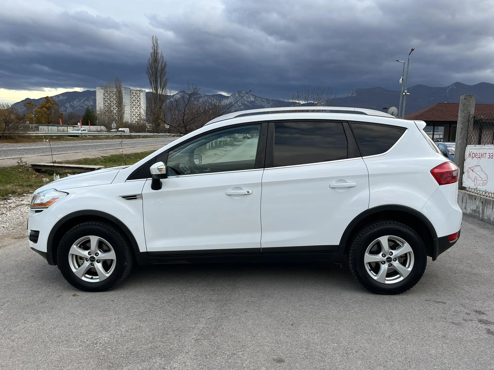 Ford Kuga 2.0TDI 140кс EURO 5A TITANIUM АВТОПИЛОТ ПЕРФЕКТЕН - изображение 6